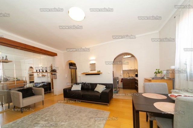 Eladó téglalakás, Budapesten, III. kerületben 79.5 M Ft