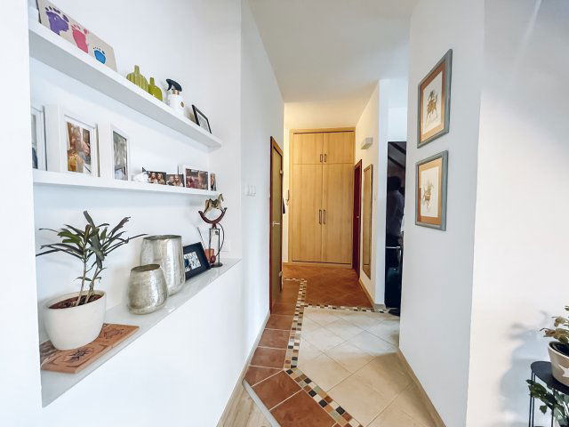 Eladó téglalakás, Budapesten, XIV. kerületben 165 M Ft, 5 szobás