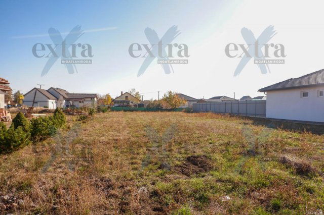 Eladó telek, Deszken 19.5 M Ft, 1 szobás / költözzbe.hu