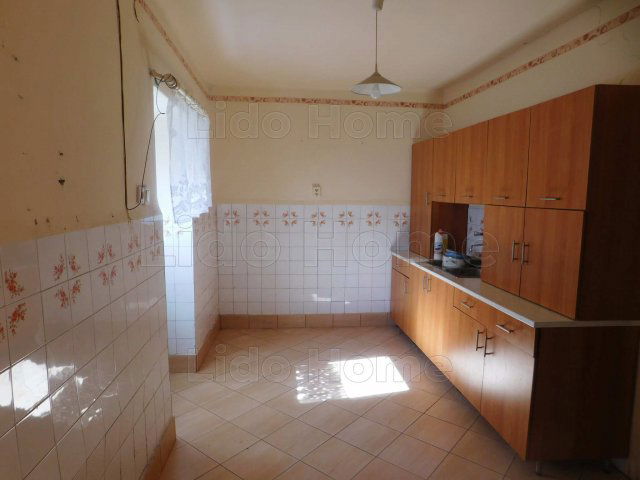 Eladó családi ház, Abában 29.99 M Ft, 3 szobás