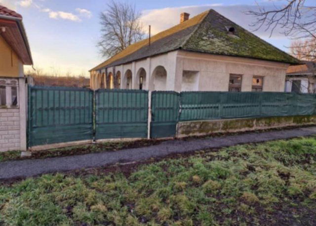 Eladó családi ház, Hejőkeresztúron 5.99 M Ft, 4 szobás