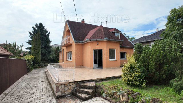 Eladó családi ház, Gödön 134 M Ft, 6 szobás