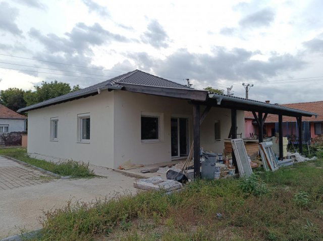 Eladó családi ház, Szigethalmon 95 M Ft, 4 szobás