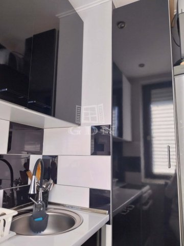 Eladó téglalakás, Budapesten, XXI. kerületben 41.5 M Ft