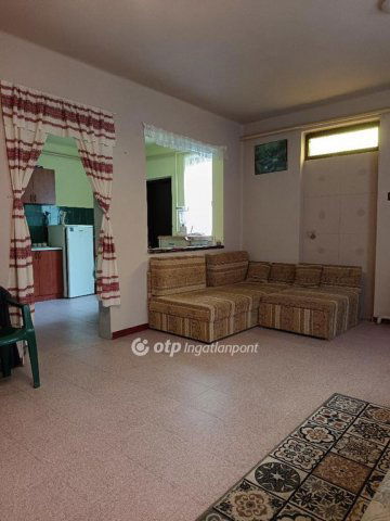 Eladó családi ház, Zsákán 10.5 M Ft, 3 szobás