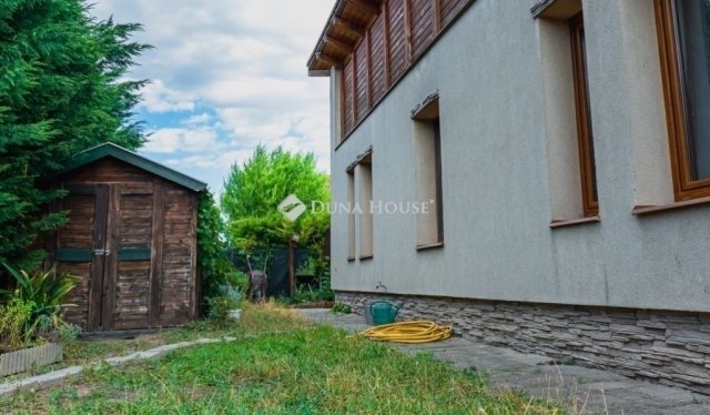 Eladó ikerház, Üllőn 89.9 M Ft, 3 szobás / költözzbe.hu