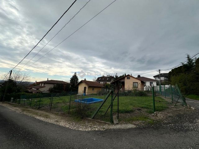 Eladó nyaraló, Diósdon 130 M Ft, 1 szobás / költözzbe.hu