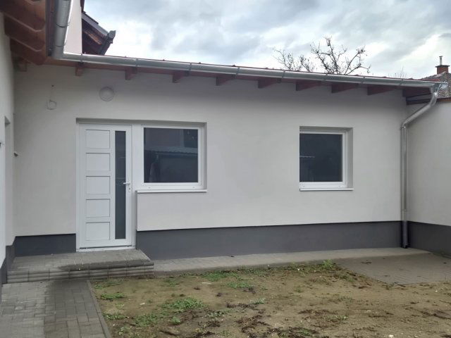 Kiadó üzlethelyiség, Budapesten, III. kerületben 250 E Ft / hó