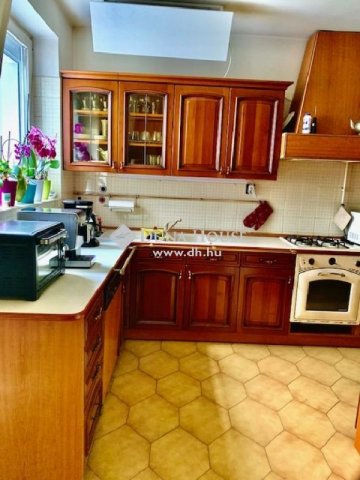 Eladó családi ház, Budapesten, XVIII. kerületben 209.6 M Ft