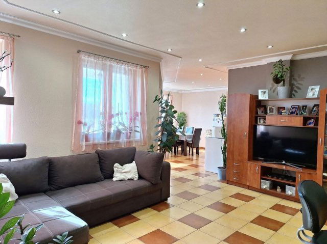 Eladó családi ház, Kecskeméten 69.9 M Ft, 4 szobás