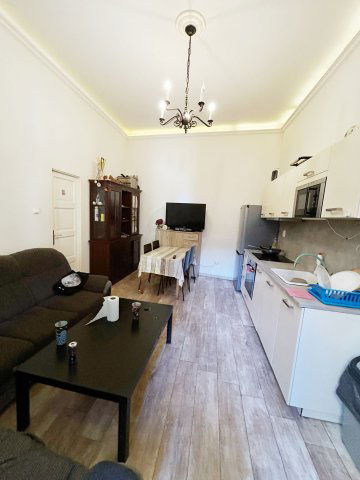 Eladó téglalakás, Budapesten, VI. kerületben 102 M Ft, 4 szobás