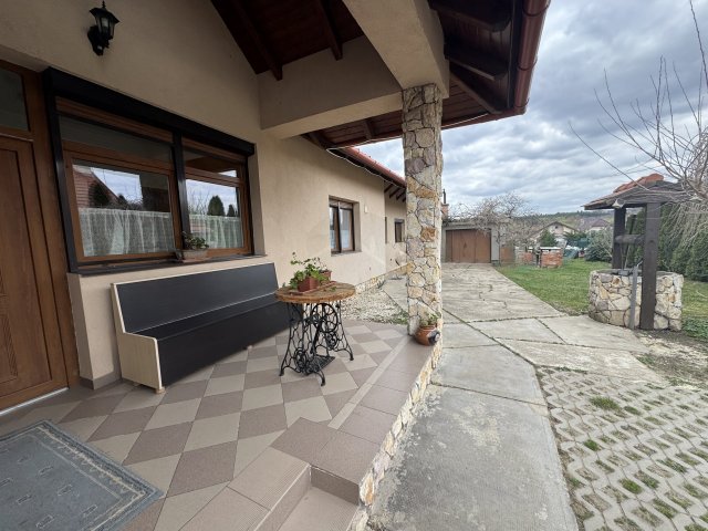 Eladó családi ház, Kistarcsán 145.9 M Ft, 4 szobás