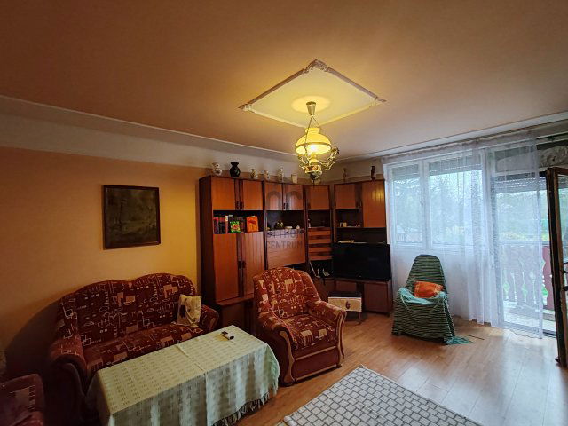 Eladó téglalakás, Ikrényen 49 M Ft, 3 szobás