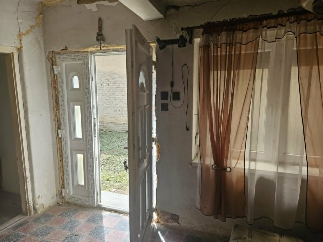 Eladó családi ház, Rábacsanakon 8 M Ft, 2 szobás
