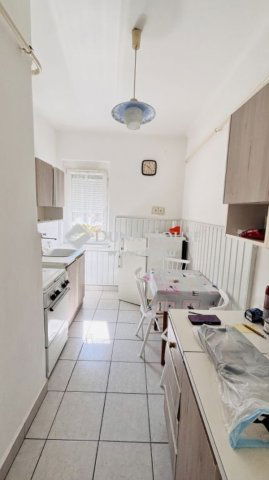 Kiadó téglalakás, albérlet, Pécsett 130 E Ft / hó, 2 szobás