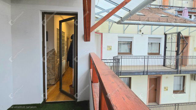 Eladó téglalakás, Budapesten, VI. kerületben 164.9 M Ft