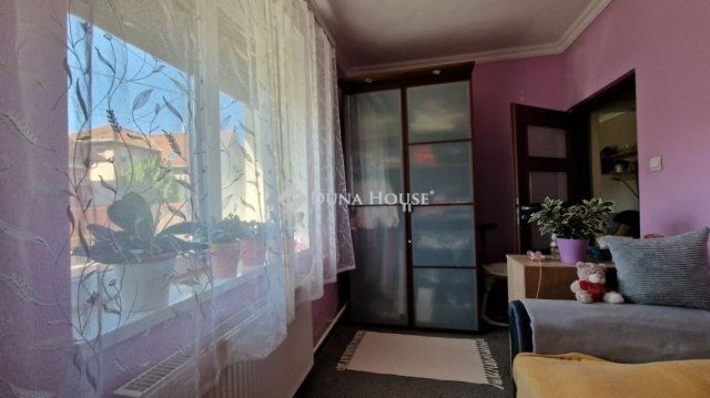 Eladó családi ház, Budapesten, XVI. kerületben 65 M Ft, 4 szobás