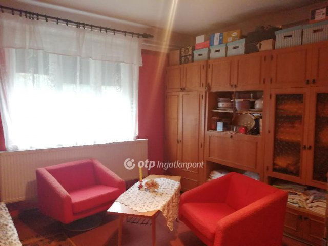 Eladó családi ház, Ladon 36 M Ft, 3+1 szobás