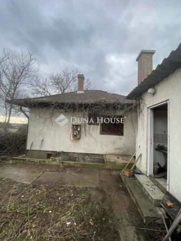 Eladó családi ház, Ecseren 35.9 M Ft, 1 szobás