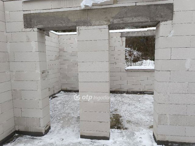 Eladó családi ház, Solymáron 121 M Ft, 3+2 szobás