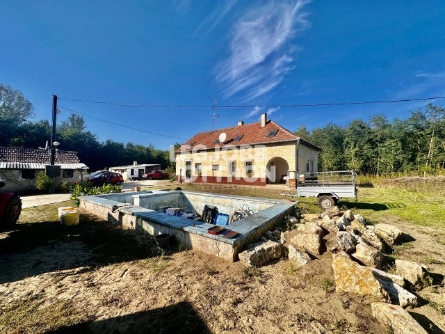 Eladó családi ház, Nagykőrösön 44.9 M Ft, 8 szobás