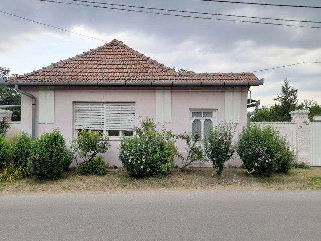 Eladó családi ház, Újkígyóson 8.9 M Ft, 4 szobás