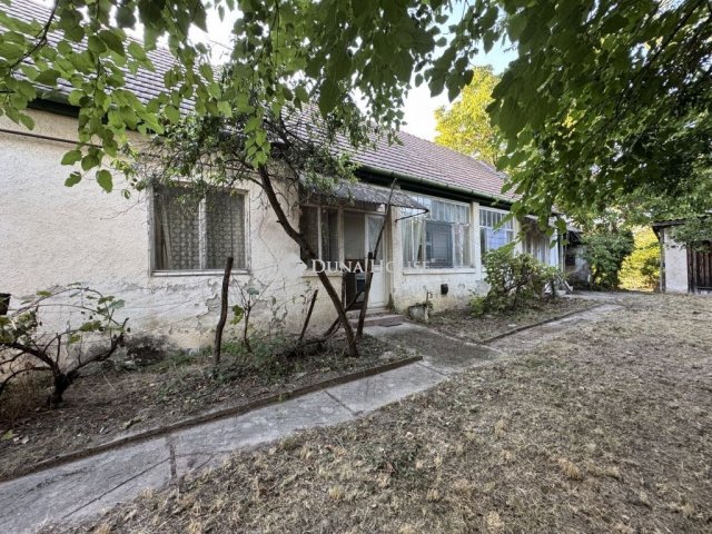 Eladó családi ház, Szigetmonostorban 55 M Ft, 2+1 szobás