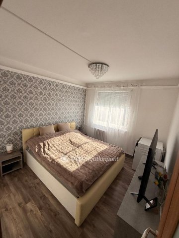 Eladó panellakás, Miskolcon 35 M Ft, 1+2 szobás
