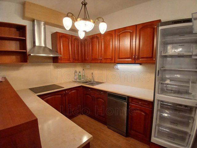 Eladó téglalakás, Győrött 119.9 M Ft, 3 szobás