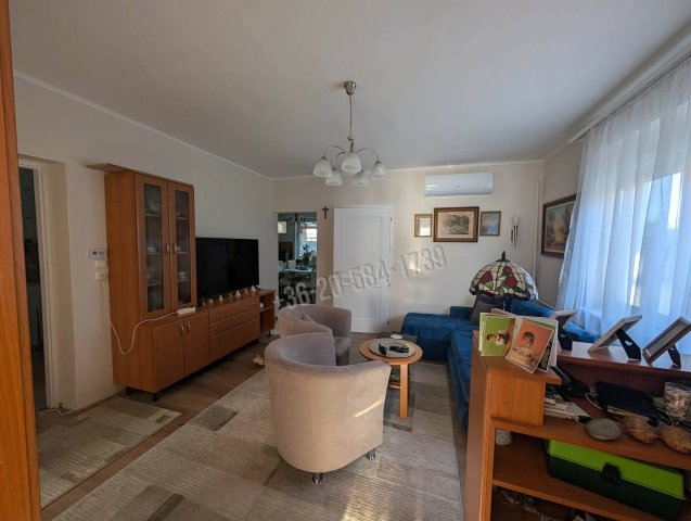 Eladó családi ház, Keszthelyen 99 M Ft, 4+1 szobás