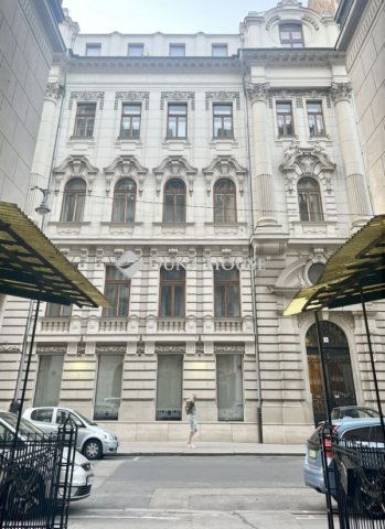 Eladó téglalakás, Budapesten, V. kerületben 120 M Ft, 2 szobás