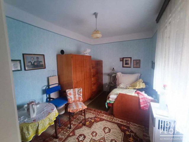 Eladó családi ház, Bakson 8.99 M Ft, 3+1 szobás