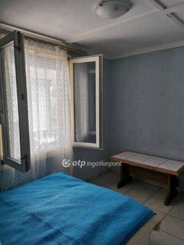 Eladó nyaraló, Dunaharasztin 64.5 M Ft, 1+1 szobás