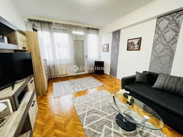 Eladó téglalakás, Monoron 45 M Ft, 1 szobás