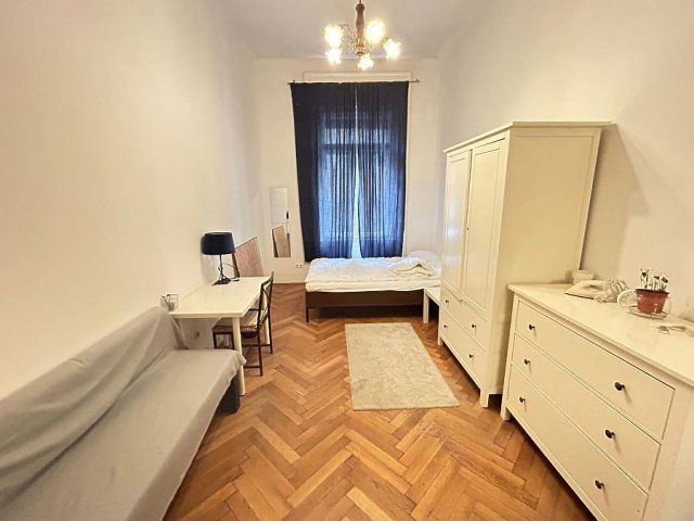 Eladó téglalakás, Budapesten, V. kerületben, Havas utcában