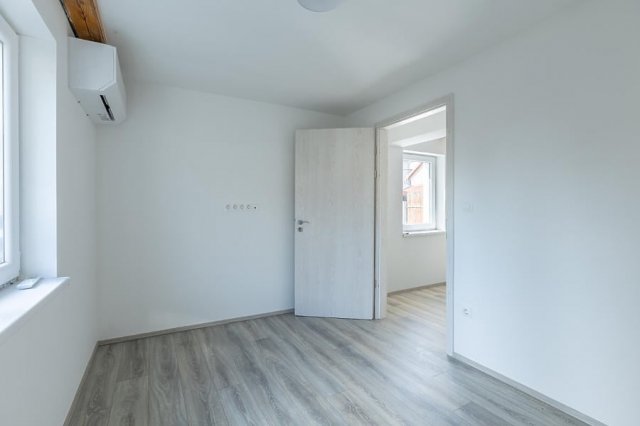 Eladó családi ház, Budapesten, XXI. kerületben 51.9 M Ft