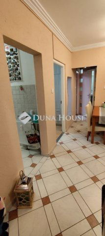 Eladó panellakás, Budapesten, III. kerületben 73.9 M Ft