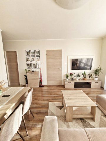 Eladó téglalakás, Nyíregyházán 59.5 M Ft, 3 szobás