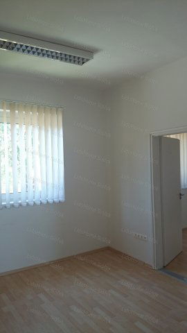 Kiadó iroda, Siófokon 115 E Ft / hó, 3 szobás