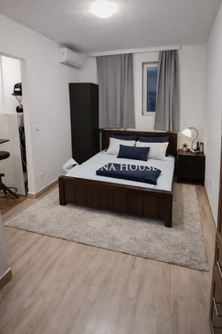 Eladó téglalakás, Budapesten, VI. kerületben, Dessewffy utcában