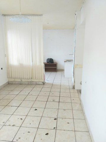 Eladó családi ház, Kisbéren 32 M Ft, 3 szobás
