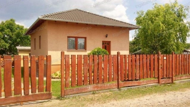 Eladó családi ház, Kecskeméten 59.9 M Ft, 4 szobás