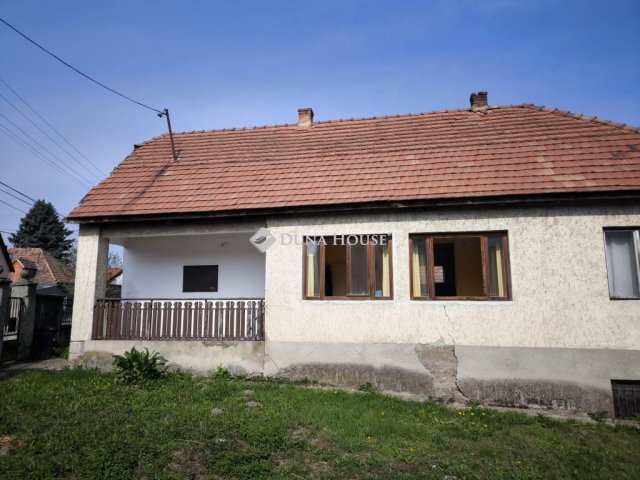 Eladó családi ház, Tahitótfalun 45 M Ft, 3 szobás