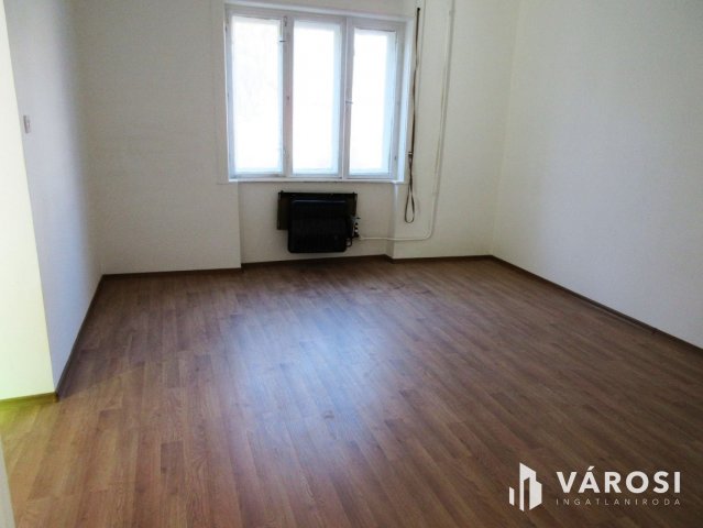 Eladó családi ház, Kisteleken 32 M Ft, 2+1 szobás