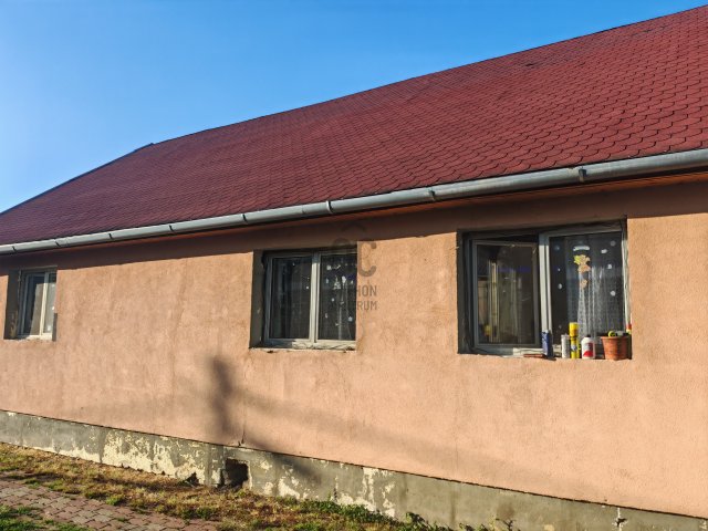 Eladó családi ház, Esztergomban 74.99 M Ft, 3 szobás