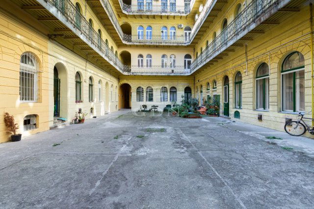 Eladó téglalakás, Budapesten, IX. kerületben 69.9 M Ft, 4 szobás