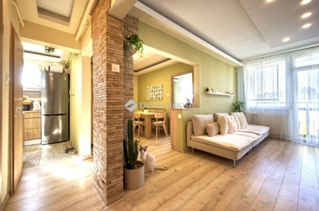 Eladó panellakás, Budaörsön 108 M Ft, 2+1 szobás