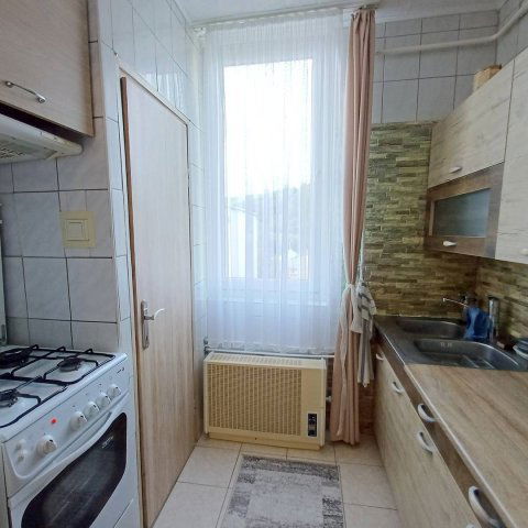 Eladó téglalakás, Salgótarjánban 19.9 M Ft, 2 szobás