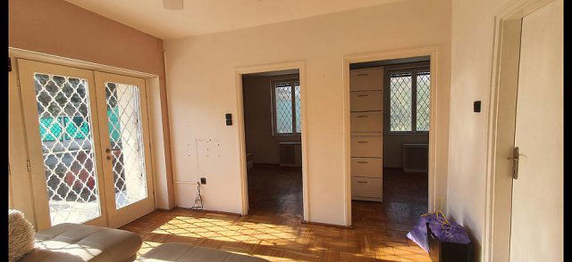 Eladó családi ház, Szentendrén 69.9 M Ft, 3 szobás