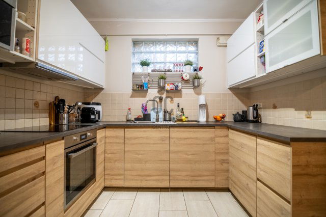 Eladó ikerház, Budapesten, XVIII. kerületben 125 M Ft, 4 szobás